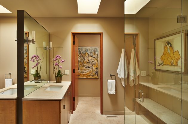 Brook Bay Residence by SKL Architects on Mercer Island in Washington