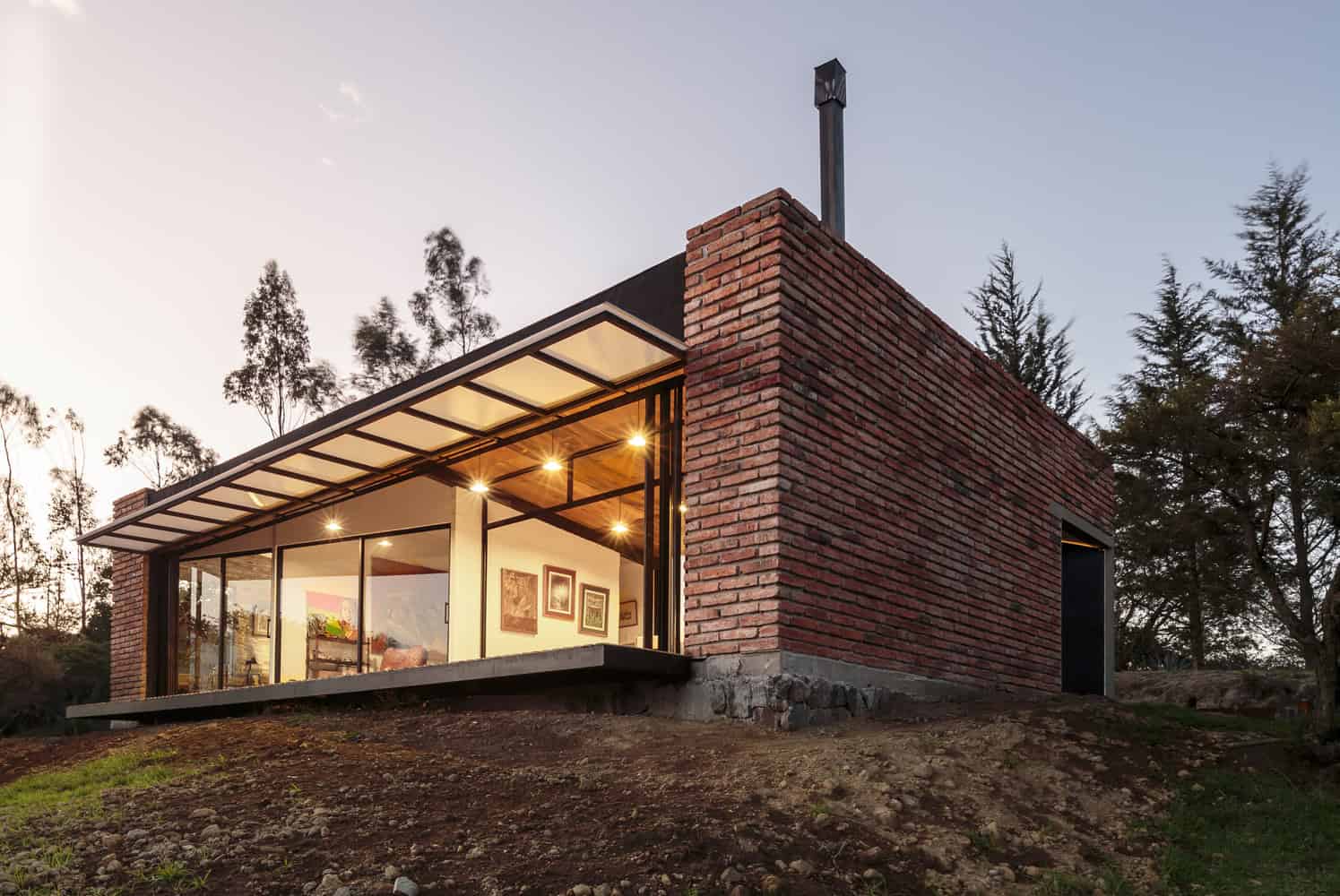 El Guarango House by Bernardo Bustamante in Quito, Ecuador El Guarango House by Bernardo Bustamante in Quito, Ecuador