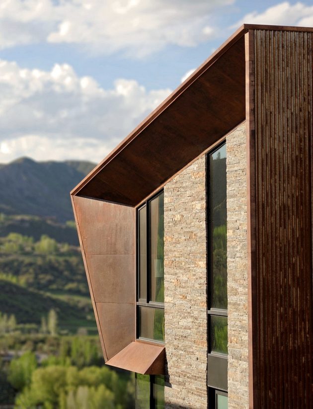 Owl Creek Residence by Skylab Architecture in Colorado, USA