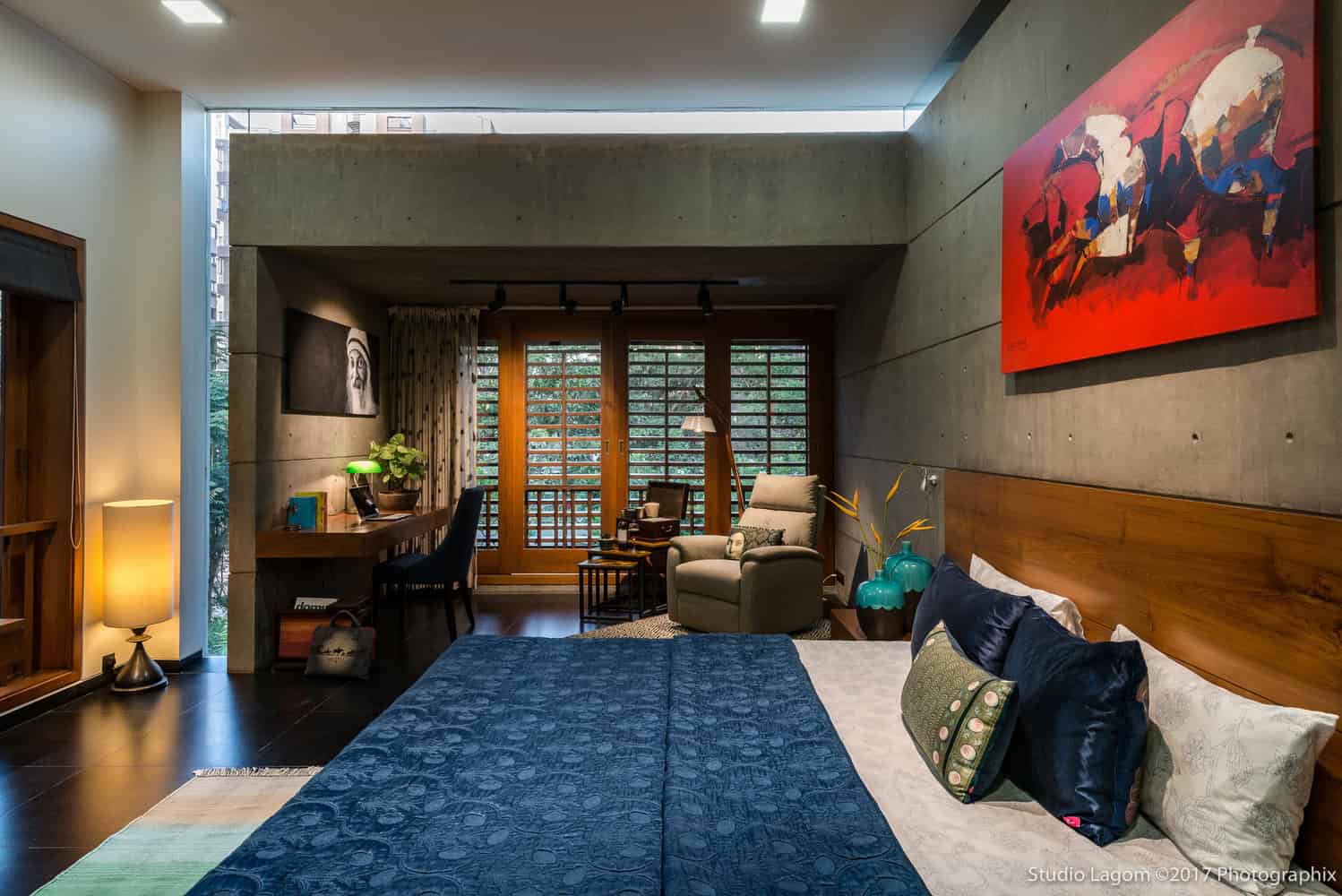 Skewed House by Studio Lagom in Surat, India Skewed House by Studio Lagom in Surat, India