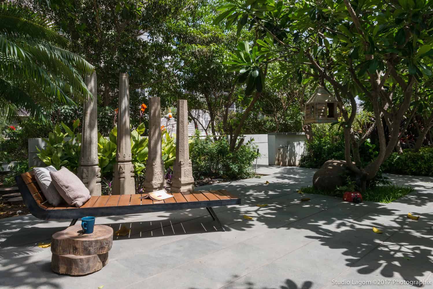 Skewed House by Studio Lagom in Surat, India Skewed House by Studio Lagom in Surat, India