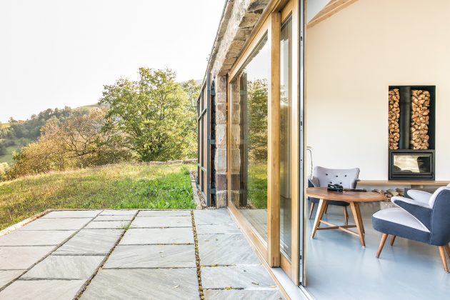 Villa Slow by Laura Alvarez Architecture in Cantabria, Spain