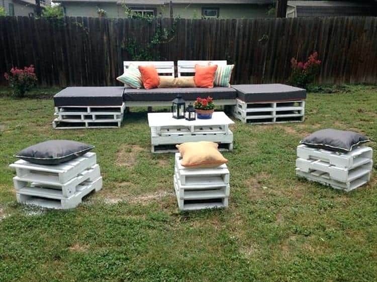 20 Alluring Outdoor Seating Ideas To Boost Your Inspiration 20 Alluring Outdoor Seating Ideas To Boost Your Inspiration
