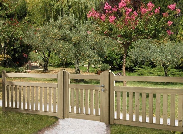 18 Inspirational Examples That Will Help You To Choose The Right Fence 18 Inspirational Examples That Will Help You To Choose The Right Fence