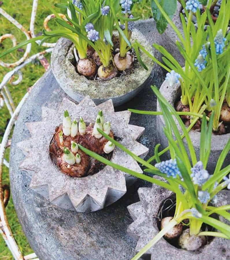 18 Extravagant Handmade Garden Decorations You Should Try This Spring 18 Extravagant Handmade Garden Decorations You Should Try This Spring