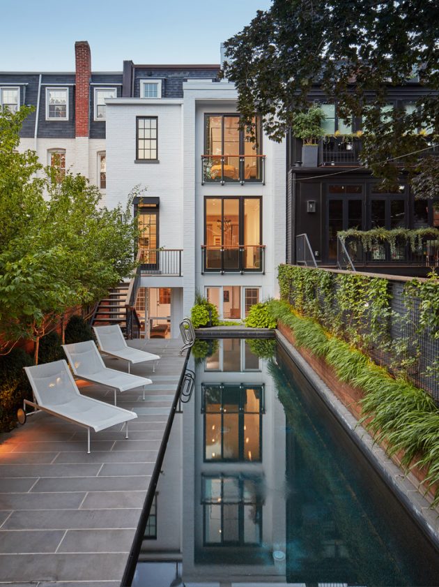 20 Glamorous Transitional Swimming Pool Designs That Will Make You Jealous