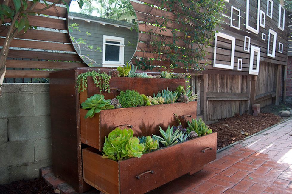 22 Awesome DIY Vertical Garden Ideas That Will Refresh Your Garden