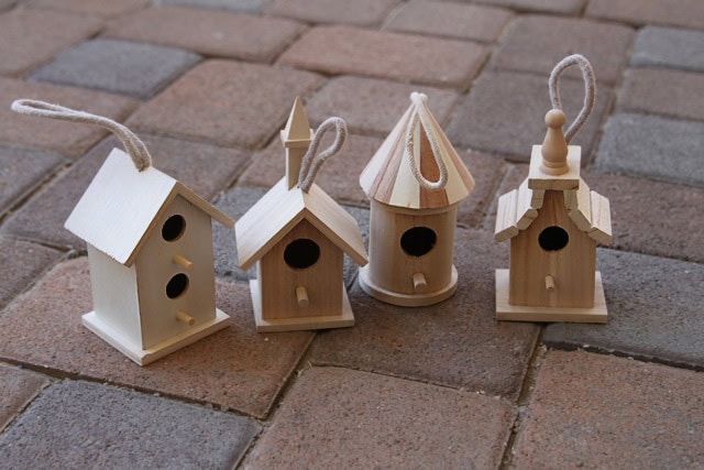 10 Outstanding DIY Birdhouse Designs That You Can Make For Free 10 Outstanding DIY Birdhouse Designs That You Can Make For Free