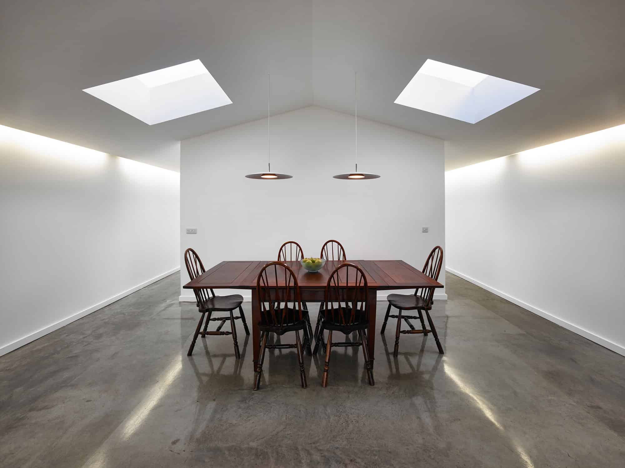 Beach House by Dualchas Architects near Mallaig, Scotland Beach House by Dualchas Architects near Mallaig, Scotland