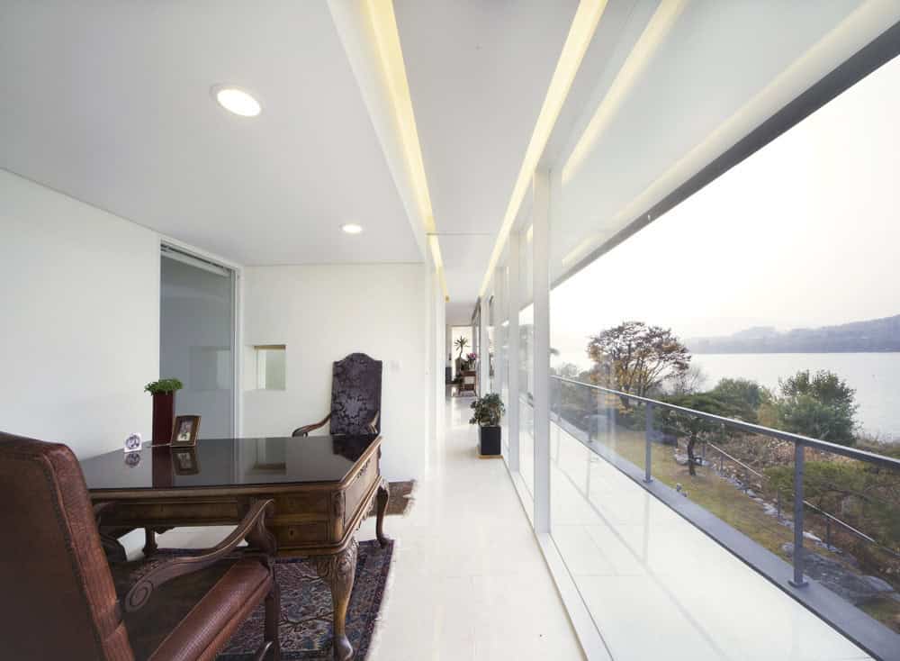 Floating House by Hyunjoon Yoo Architects in Gyeonggi, South Korea Floating House by Hyunjoon Yoo Architects in Gyeonggi, South Korea