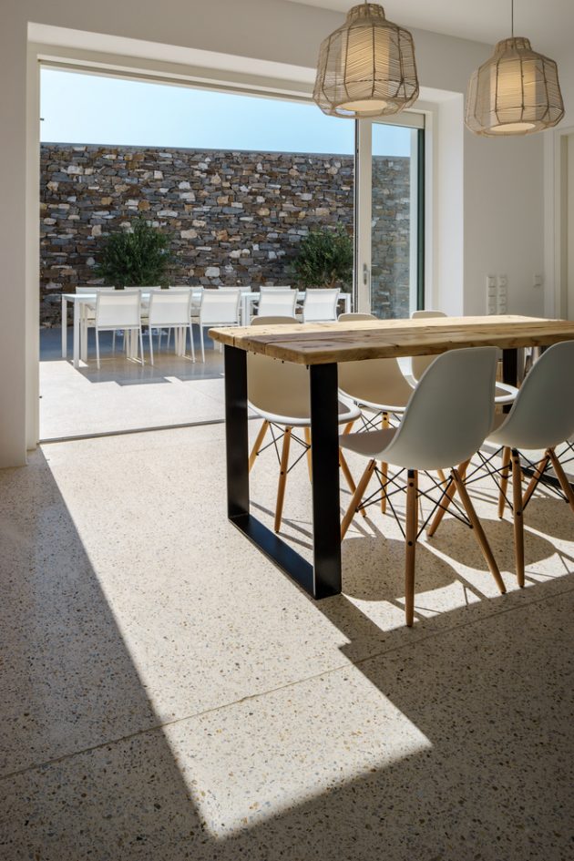 Hug House by React Architects On The Greek Island of Paros
