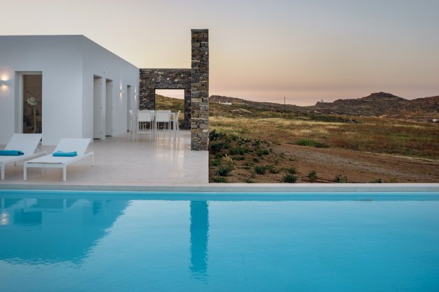 Hug House by React Architects On The Greek Island of Paros