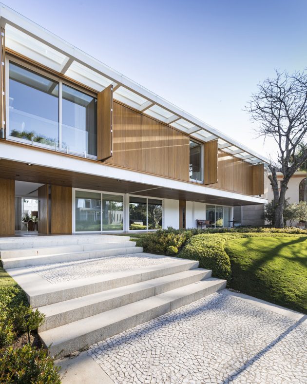 Jardim do Sol House by Hype Studio in Porto Alegre, Brazil
