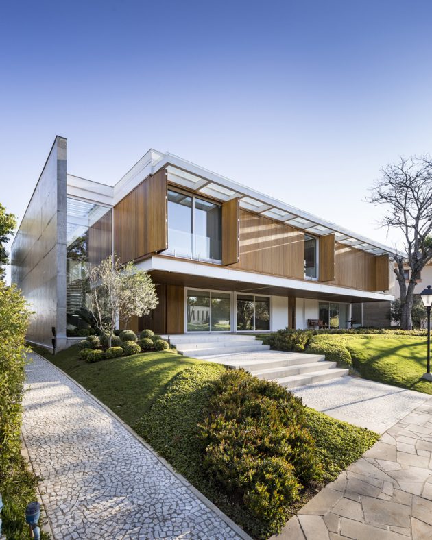 Jardim do Sol House by Hype Studio in Porto Alegre, Brazil