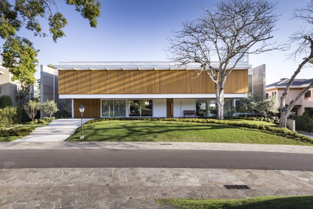 Jardim do Sol House by Hype Studio in Porto Alegre, Brazil