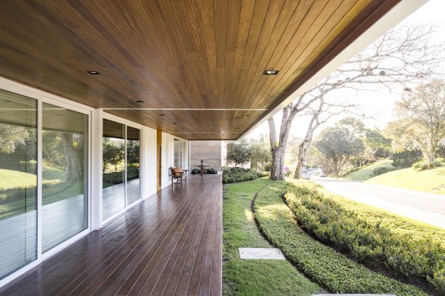 Jardim do Sol House by Hype Studio in Porto Alegre, Brazil