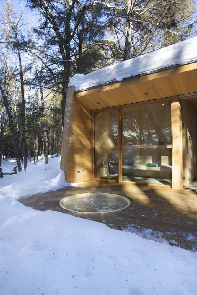 La Luge by YH2 Architecture in Quebec, Canada La Luge by YH2 Architecture in Quebec, Canada