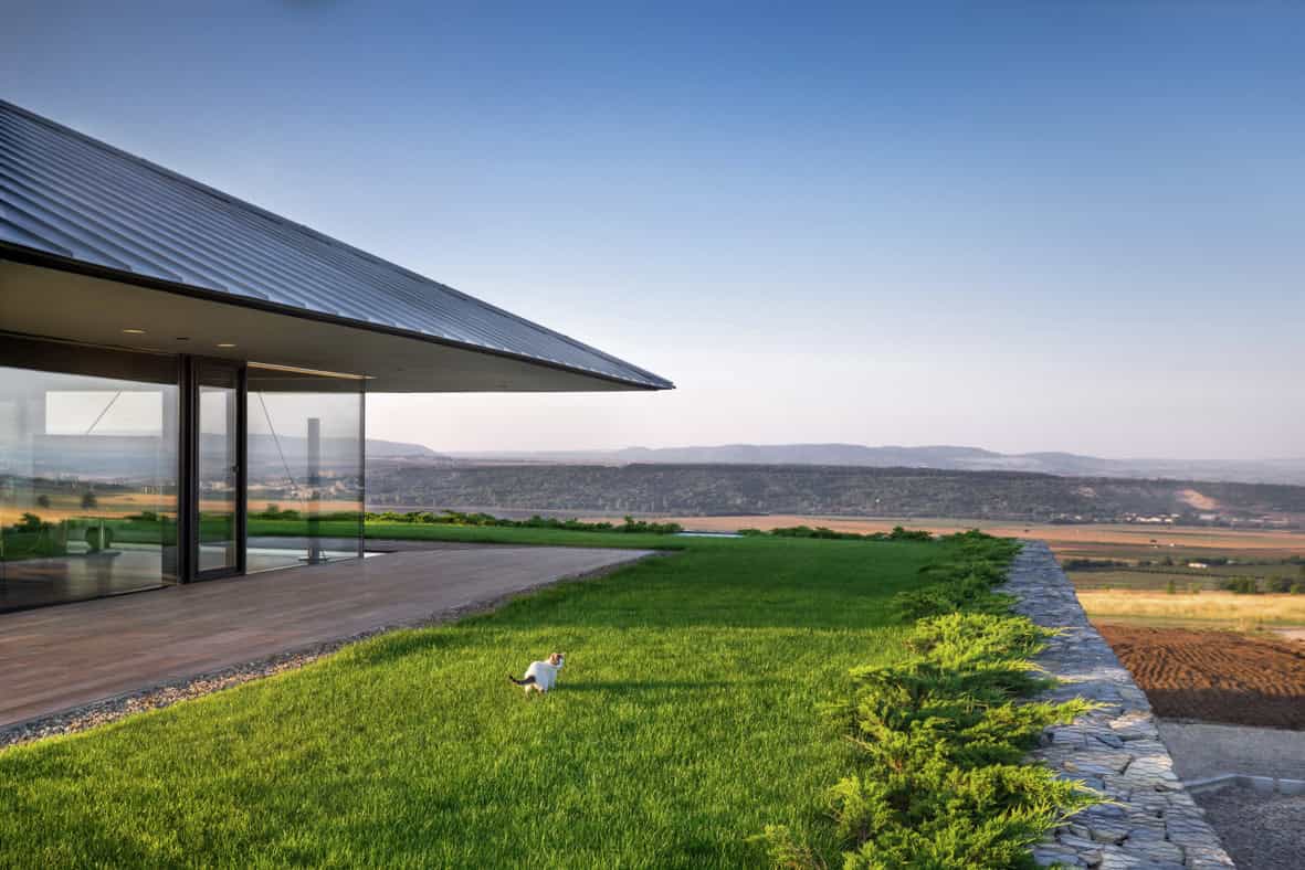 Observation House by I/O Architects in Sofia, Bulgaria Observation House by I/O Architects in Sofia, Bulgaria