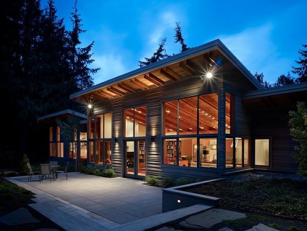 Port Townsend Residence by Lawrence Architecture in Washington, USA