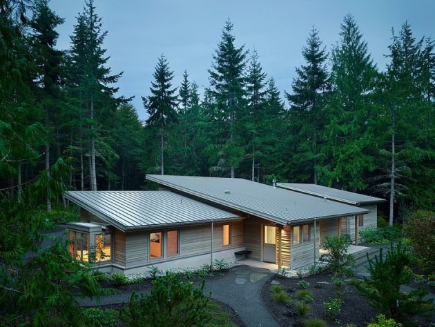 Port Townsend Residence by Lawrence Architecture in Washington, USA