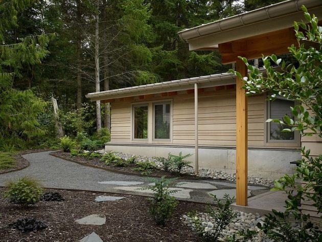 Port Townsend Residence by Lawrence Architecture in Washington, USA