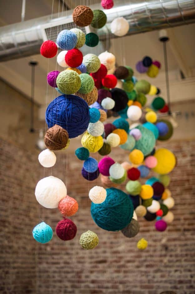 15 Awesome DIY Ideas That Use Yarn To Colorize Your Home Decor