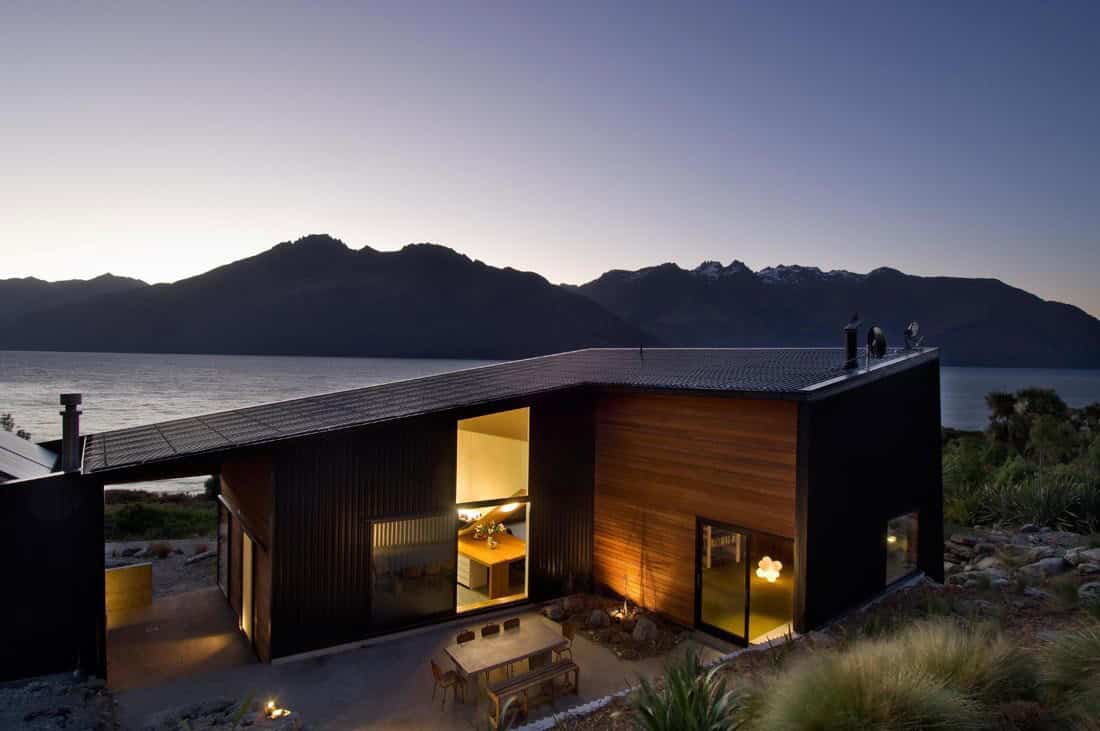 Drift Bay House by Kerr Ritchie Architects in Queenstown, New Zealand Drift Bay House by Kerr Ritchie Architects in Queenstown, New Zealand