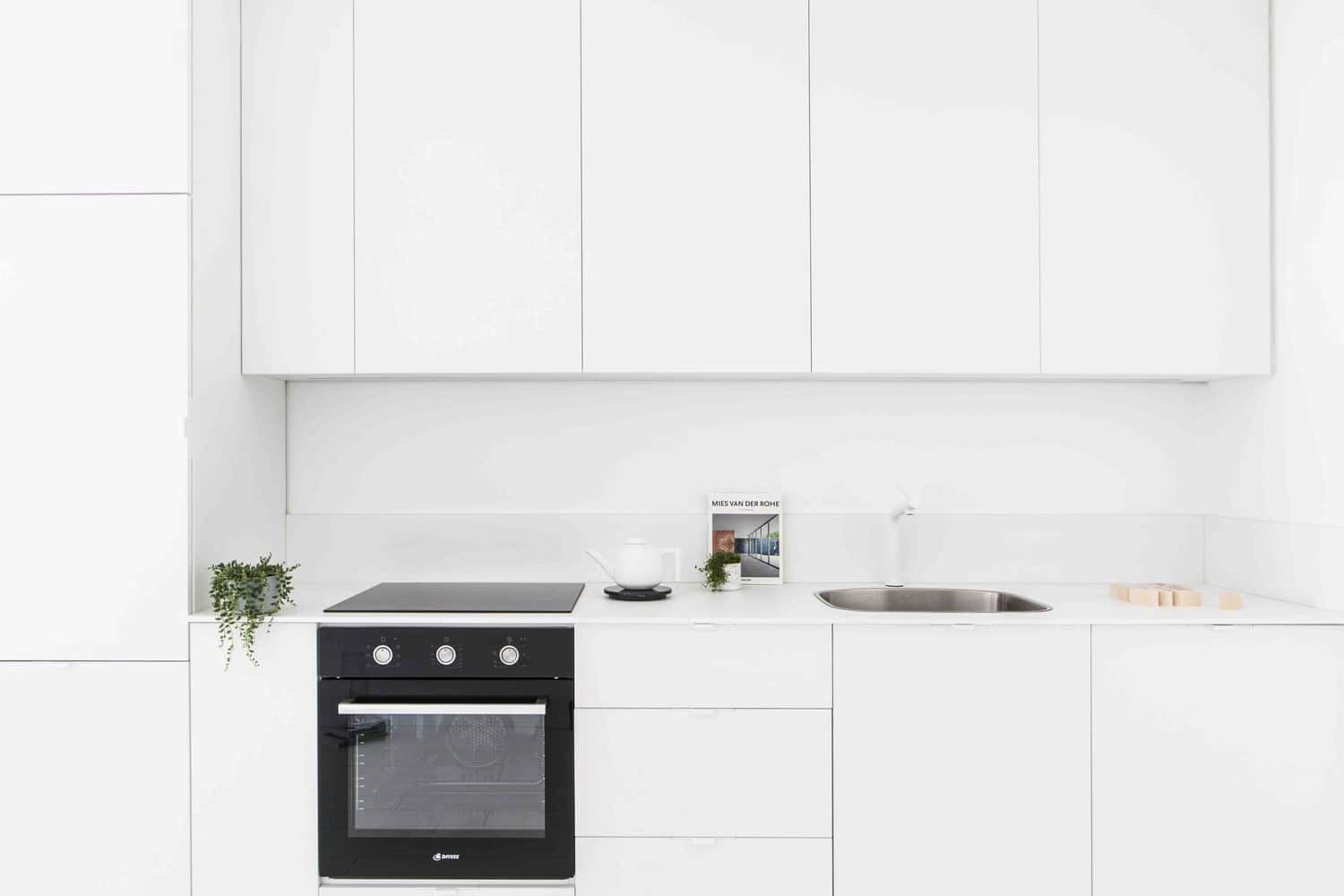 S|H Apartment by Yael Perry in Tel Aviv, Israel S|H Apartment by Yael Perry in Tel Aviv, Israel