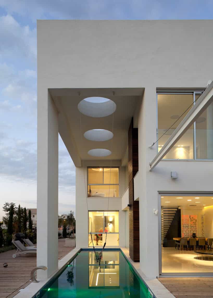 Savyon House D by Dan & Hila Israelevitz Architects in Israel Savyon House D by Dan & Hila Israelevitz Architects in Israel