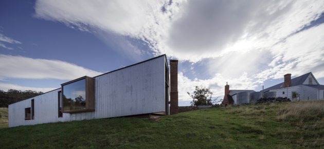 Shearers Quarters House by John Wardle Architects in Hobart, Australia