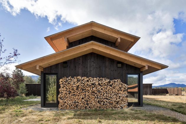 Trout Lake House by Olson Kundig in Washington, USA