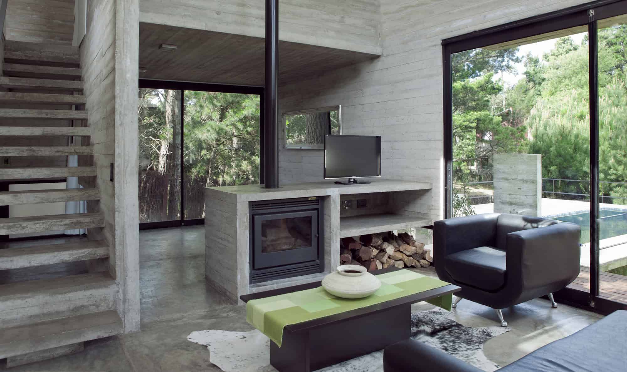 V + D Set by BAK Architects in Mar Azul, Argentina V + D Set by BAK Architects in Mar Azul, Argentina