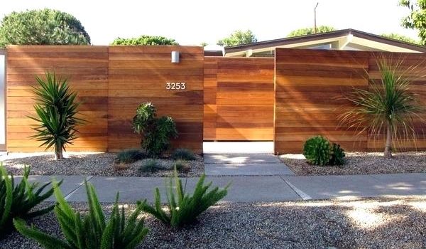 19 Wooden Fence Ideas To Match Your Modern Style