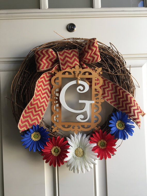 16 Patriotic Handmade 4th of July Wreath Designs You Have To See