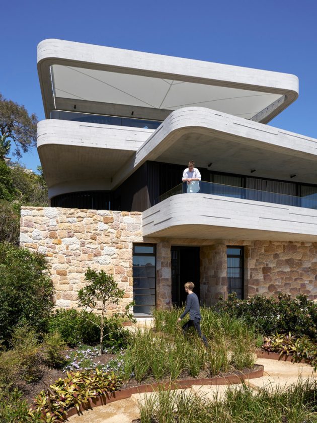 Books House by Luigi Rosselli Architects in Mosman, Australia