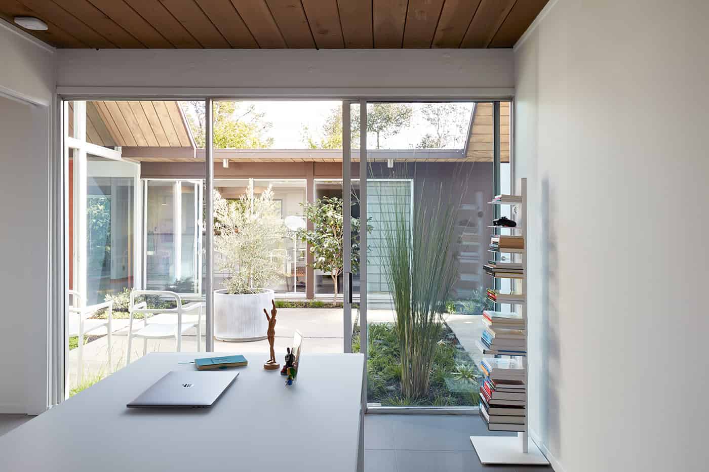 Burlingame Eichler Remodel by Klopf Architecture: A Light-Filled, Scandinavian-Inspired Revival of a Mid-Century Classic Burlingame Eichler Remodel by Klopf Architecture: A Light-Filled, Scandinavian-Inspired Revival of a Mid-Century Classic