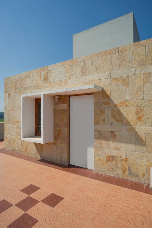 Dhananjay Pathade Residence by Sunil Patil and Associates in India