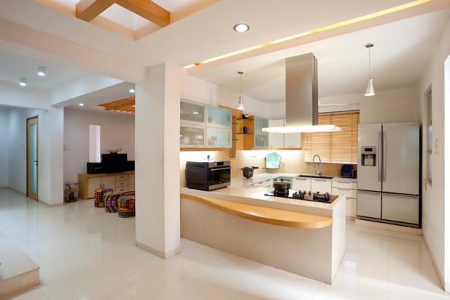 Dhananjay Pathade Residence by Sunil Patil and Associates in India