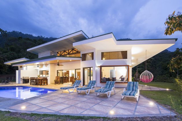 Hamann House by INTRIBE Architects in Puntarenas, Costa Rica