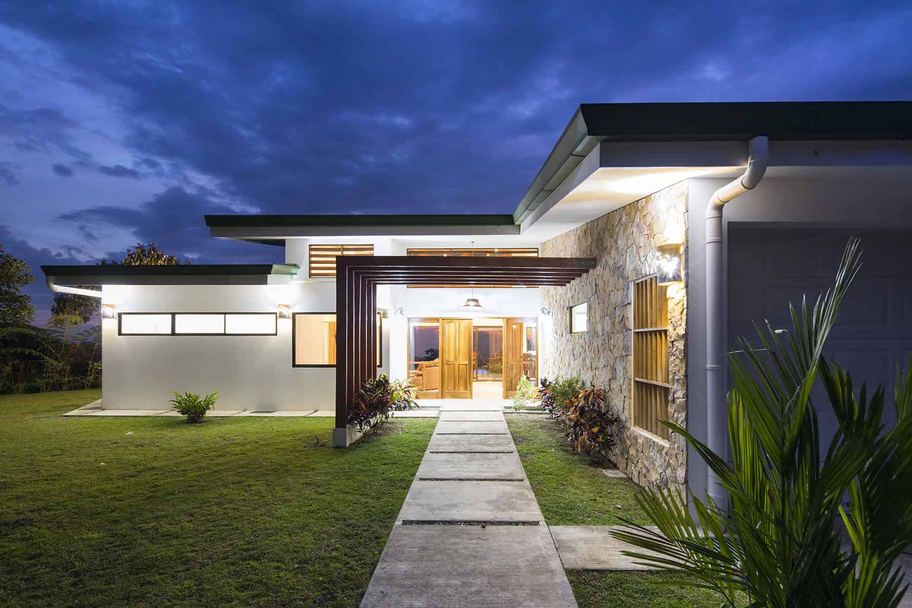 Hamann House by INTRIBE Architects in Puntarenas, Costa Rica Hamann House by INTRIBE Architects in Puntarenas, Costa Rica