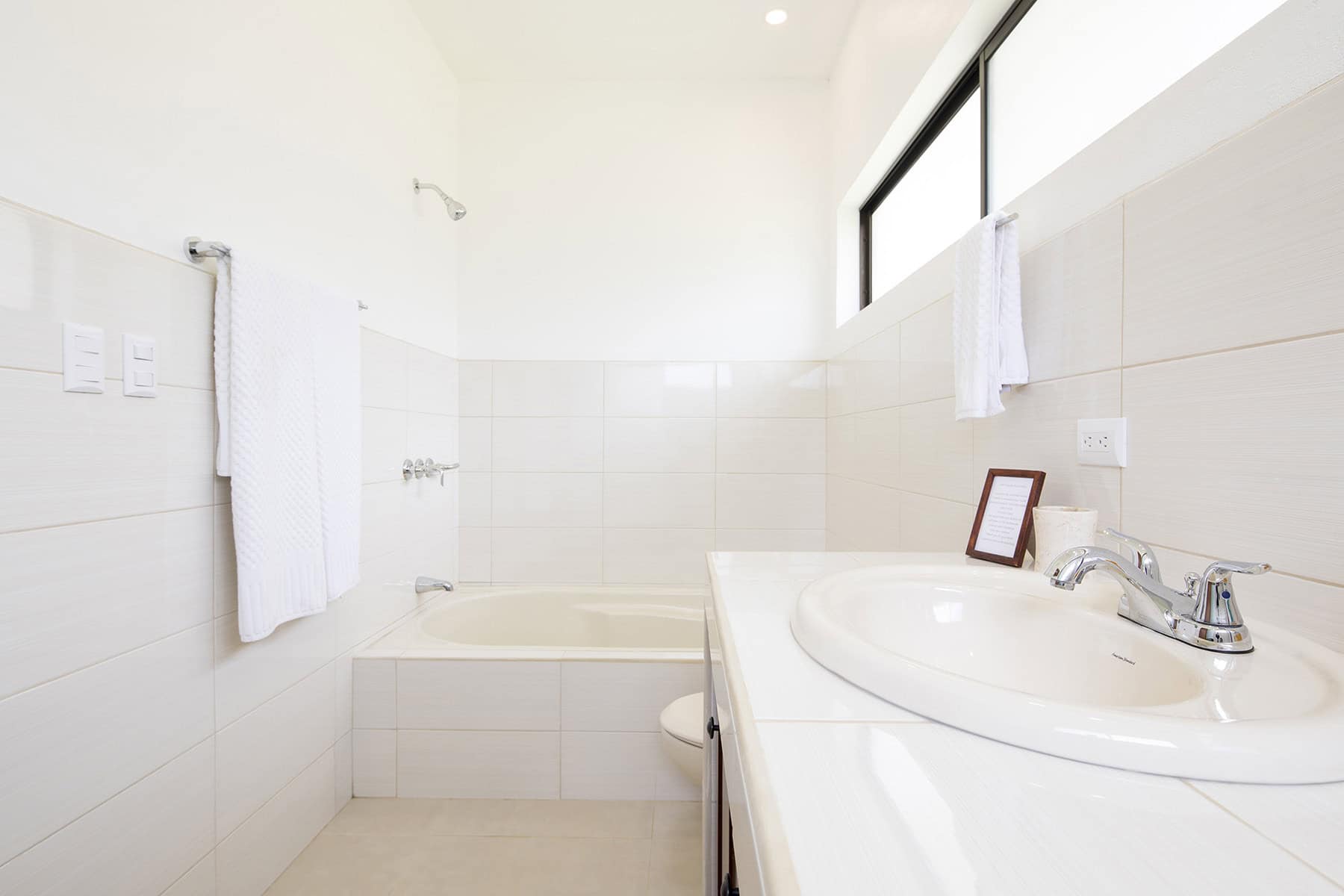 Hamann House by INTRIBE Architects in Puntarenas, Costa Rica Hamann House by INTRIBE Architects in Puntarenas, Costa Rica