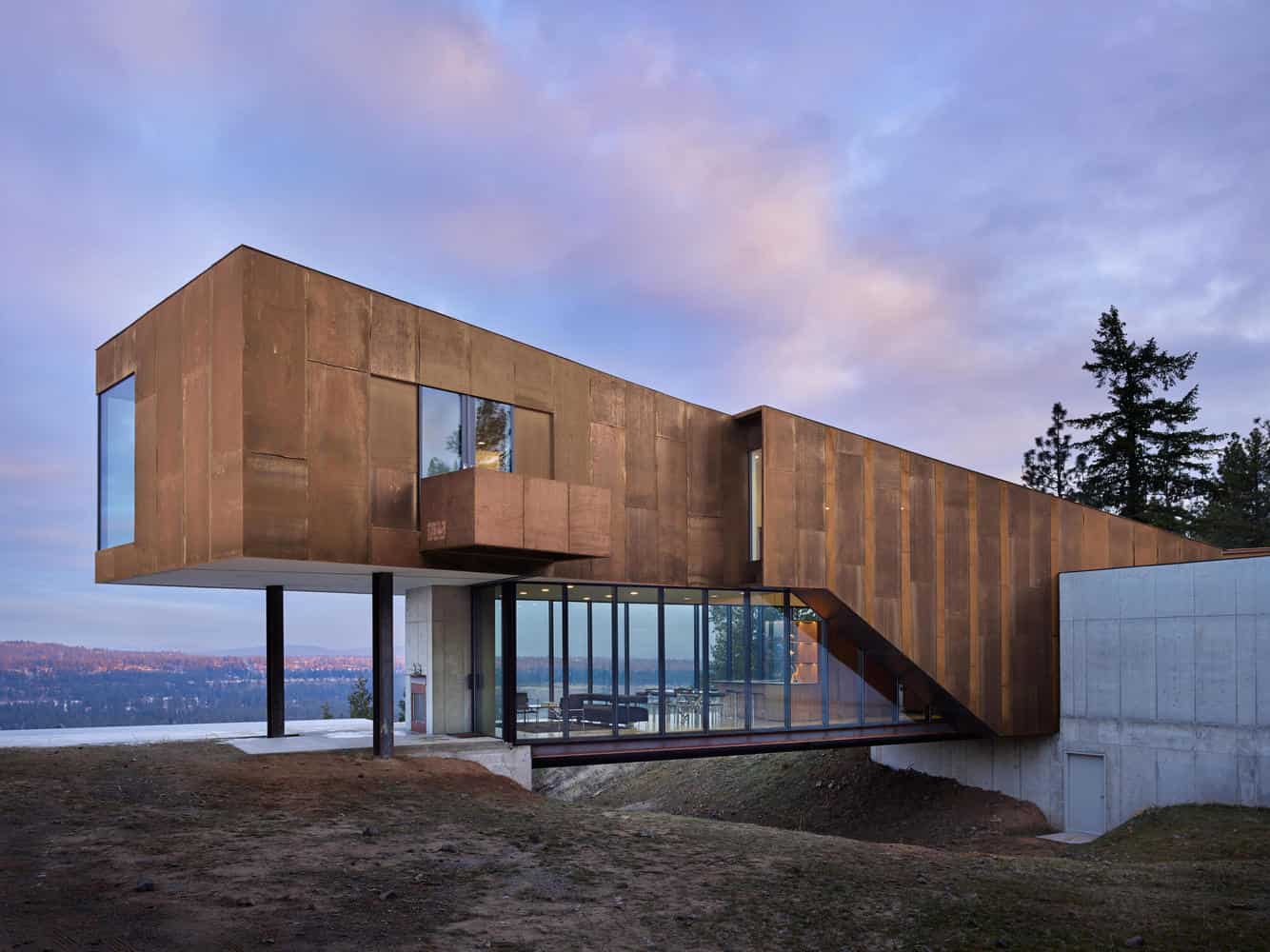Rimrock Residence by Olson Kundig: A Wildlife-Conscious Home on a Basalt Bluff Rimrock Residence by Olson Kundig: A Wildlife-Conscious Home on a Basalt Bluff