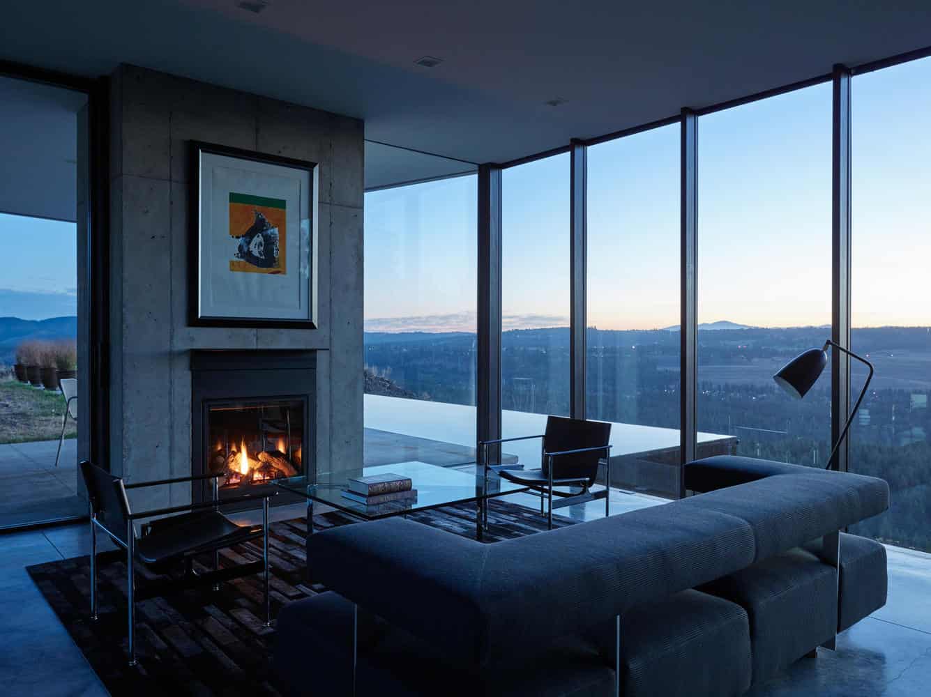 Rimrock Residence by Olson Kundig: A Wildlife-Conscious Home on a Basalt Bluff Rimrock Residence by Olson Kundig: A Wildlife-Conscious Home on a Basalt Bluff
