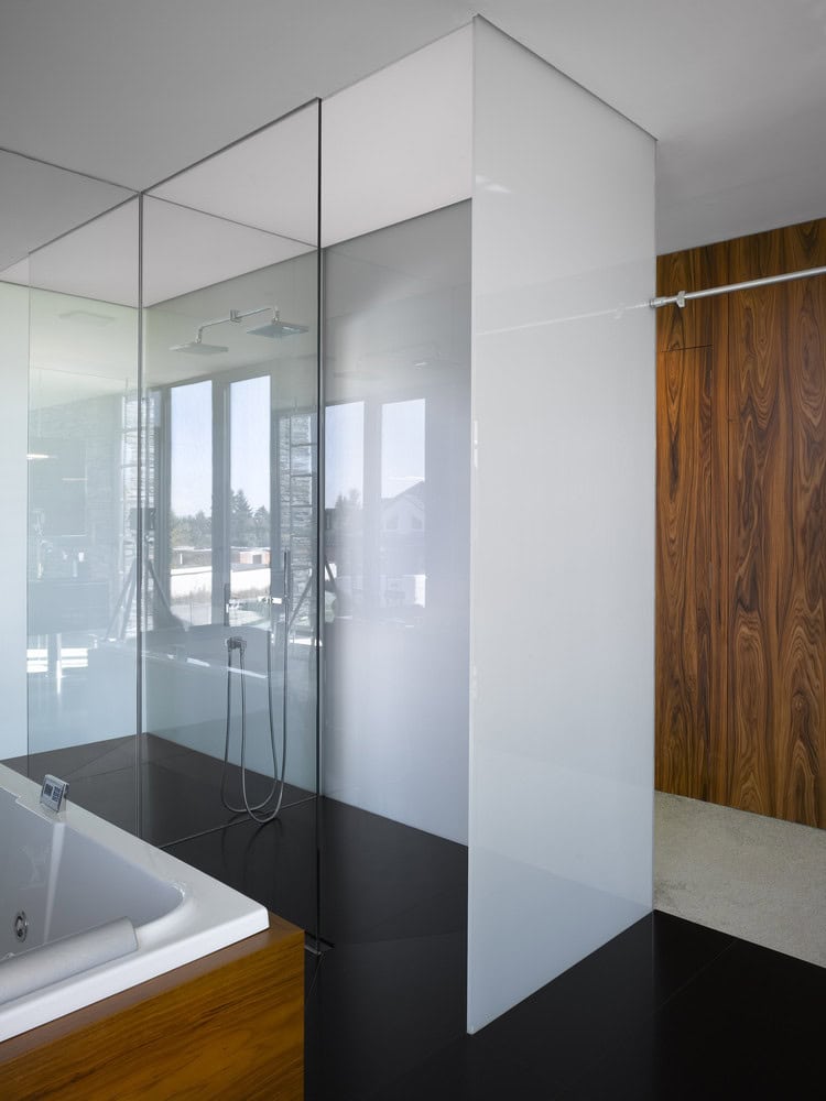 Villa Řitka by Studio Pha in Řitka, Czech Republic