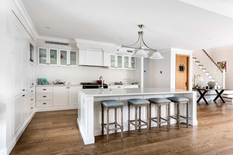 15 Beautiful Traditional Kitchen Designs With A Timeless Look