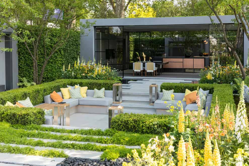 18 Impeccable Contemporary Landscape Designs You'll Never Forget 18 Impeccable Contemporary Landscape Designs You'll Never Forget
