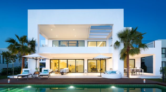 18 Tremendous Contemporary Home Designs You Will Fall In Love With