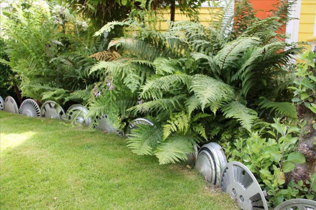 16 Inexpensive DIY Edging Ideas To Garnish Your Garden