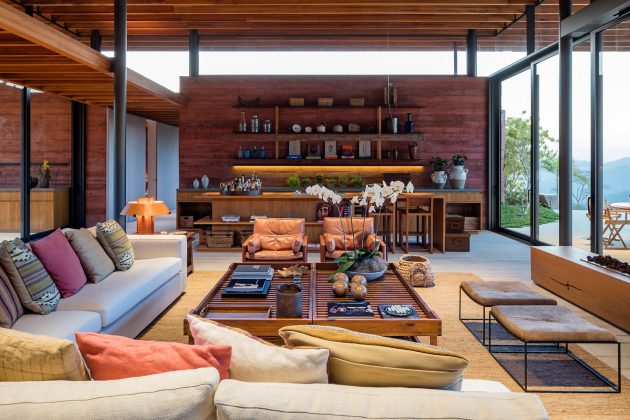 Casa Terra by Bernardes Arquitetura in Itaipava, Brazil