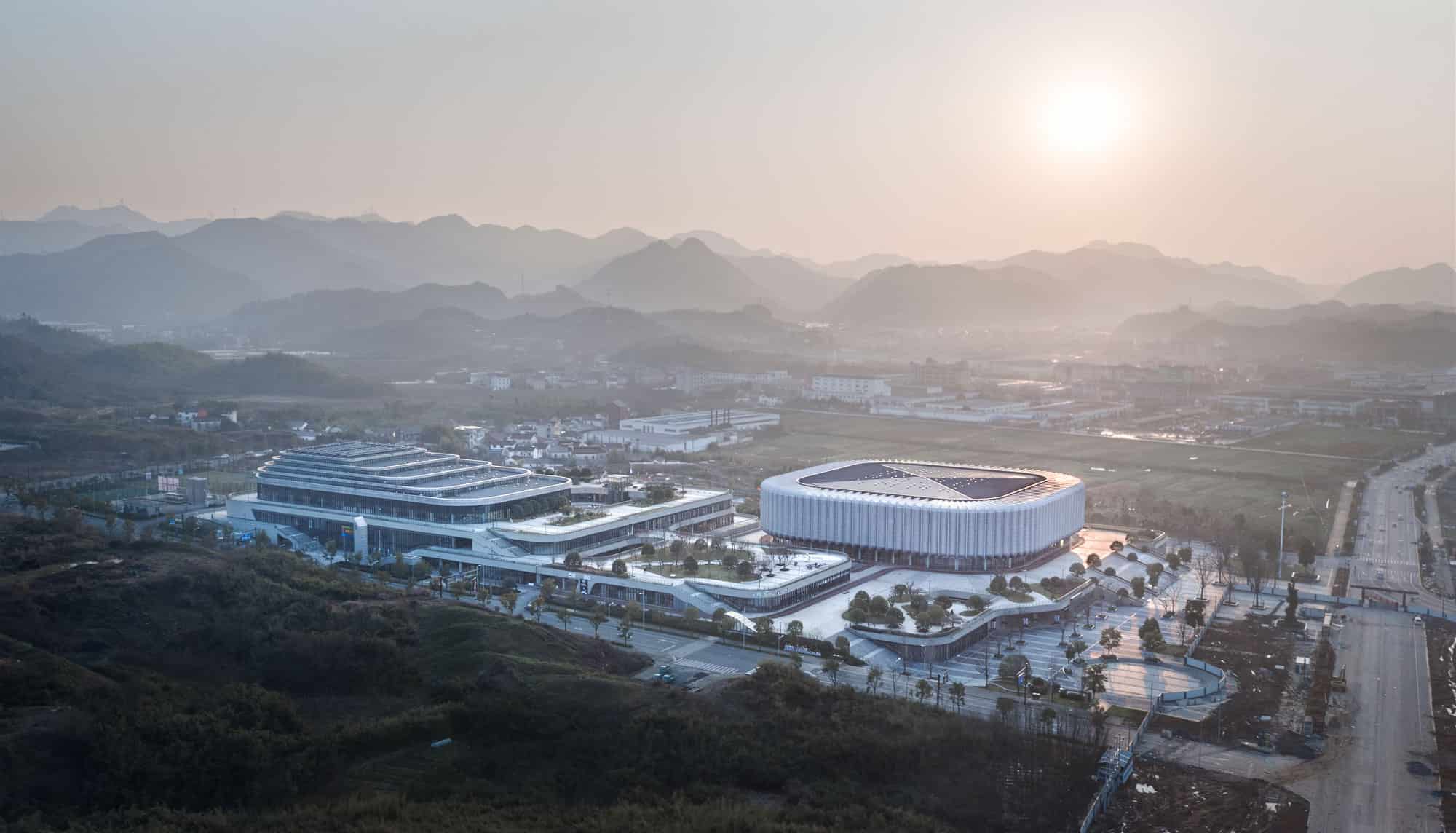 Landscape temperament - Balance and integration: Lin'an Sports and Culture Center Landscape temperament - Balance and integration: Lin'an Sports and Culture Center